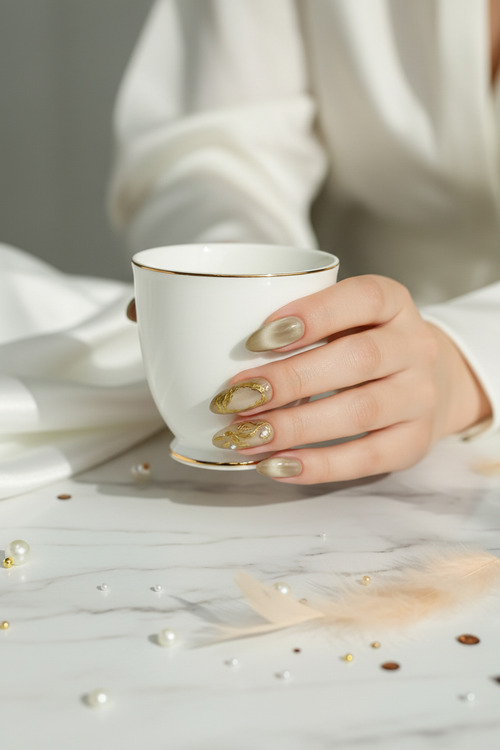 Lifestyle NaiLine Golden Leaves